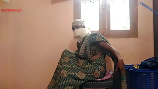 मकान मालकिन ने दिलवाई कुंवारी चूत पड़ोसी की चुदाई